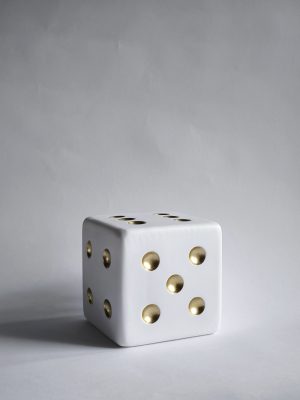 DADO BRANCO G
