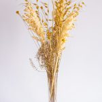 VASO VIDRO ÂMBAR COM FLORES DOURADAS DESIDRATADAS